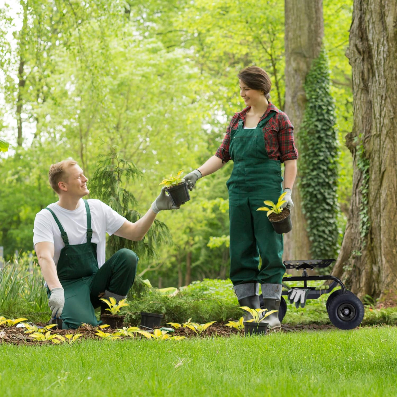 Relaxdays Rolling Garden & Workshop Seat - Image 2